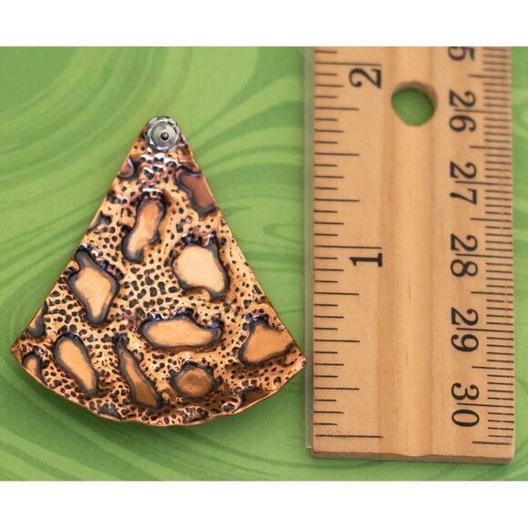 Vintage Intricate Pizza Shape Copper Stud Earrings - W4 - Picture 2 of 2